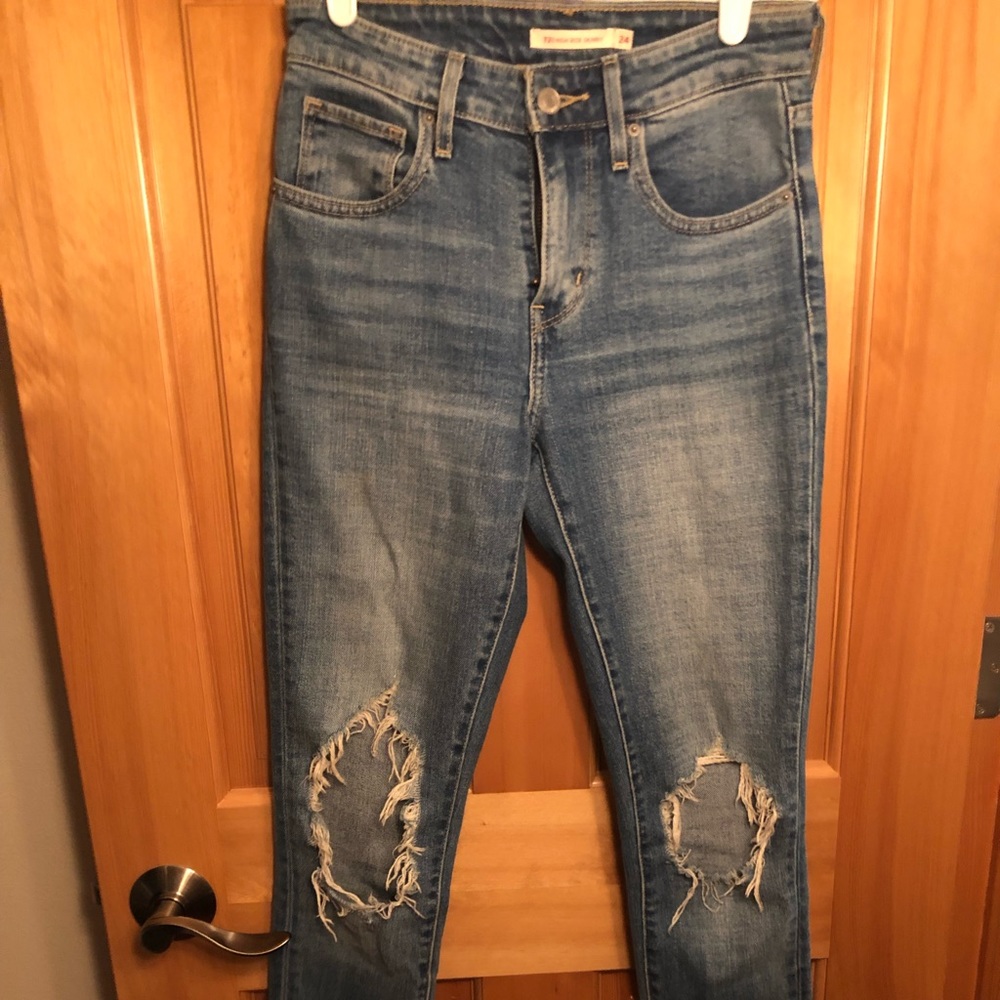 Levi jeans